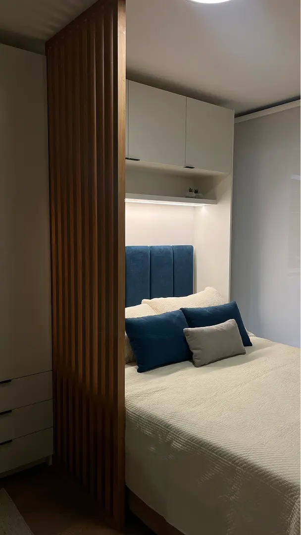 Cocina moderna con isla central